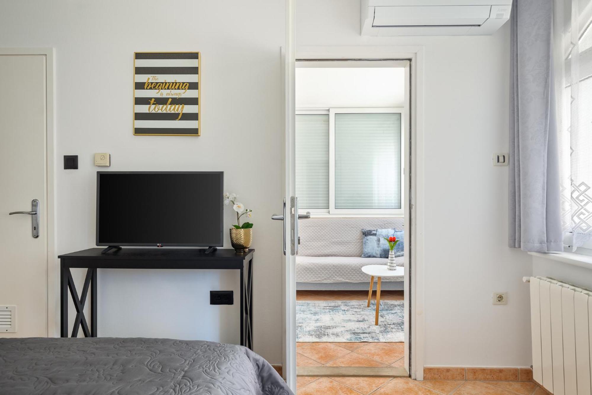 Maras Premium Apartments Porec Exterior photo