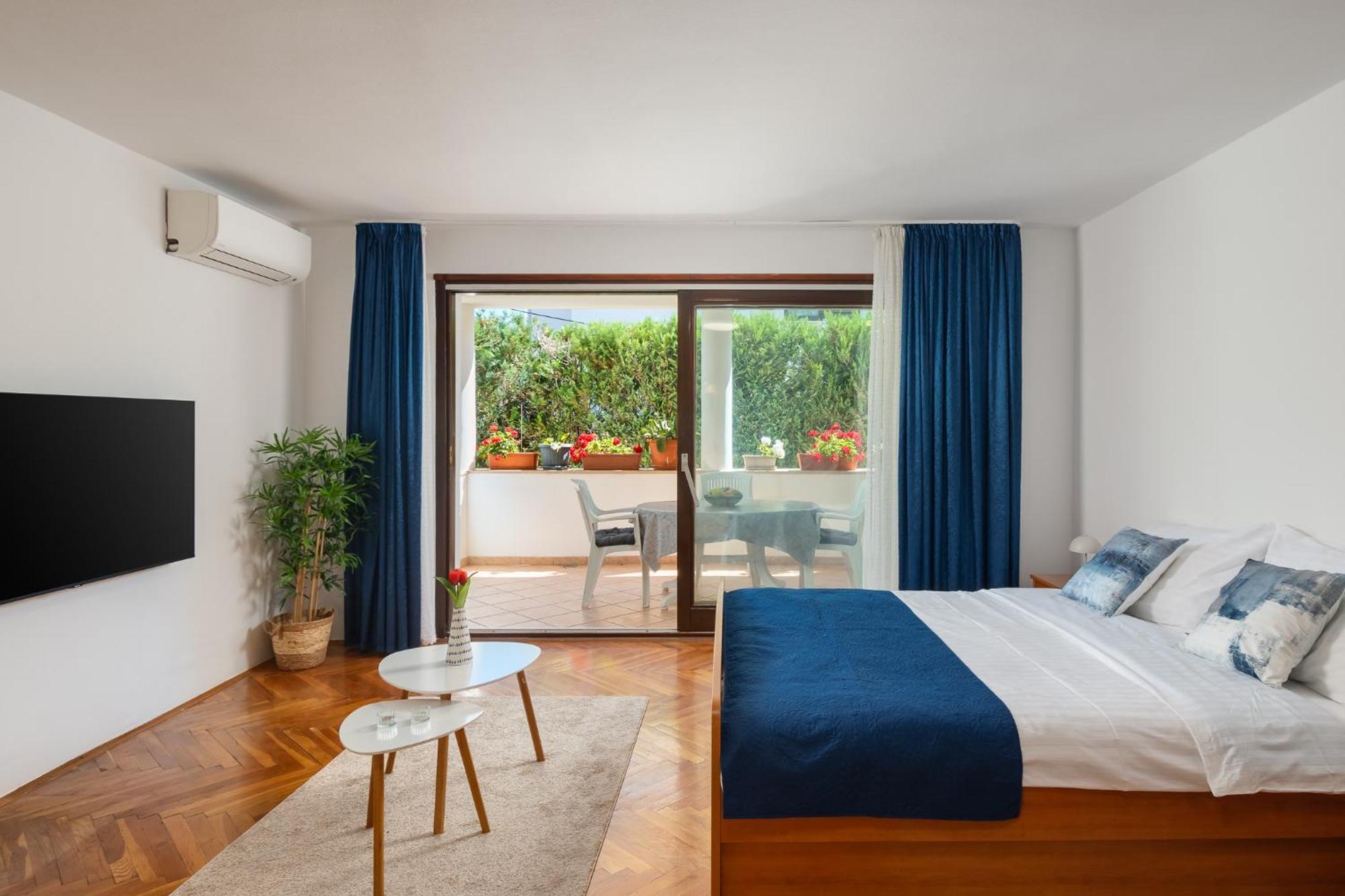 Maras Premium Apartments Porec Exterior photo