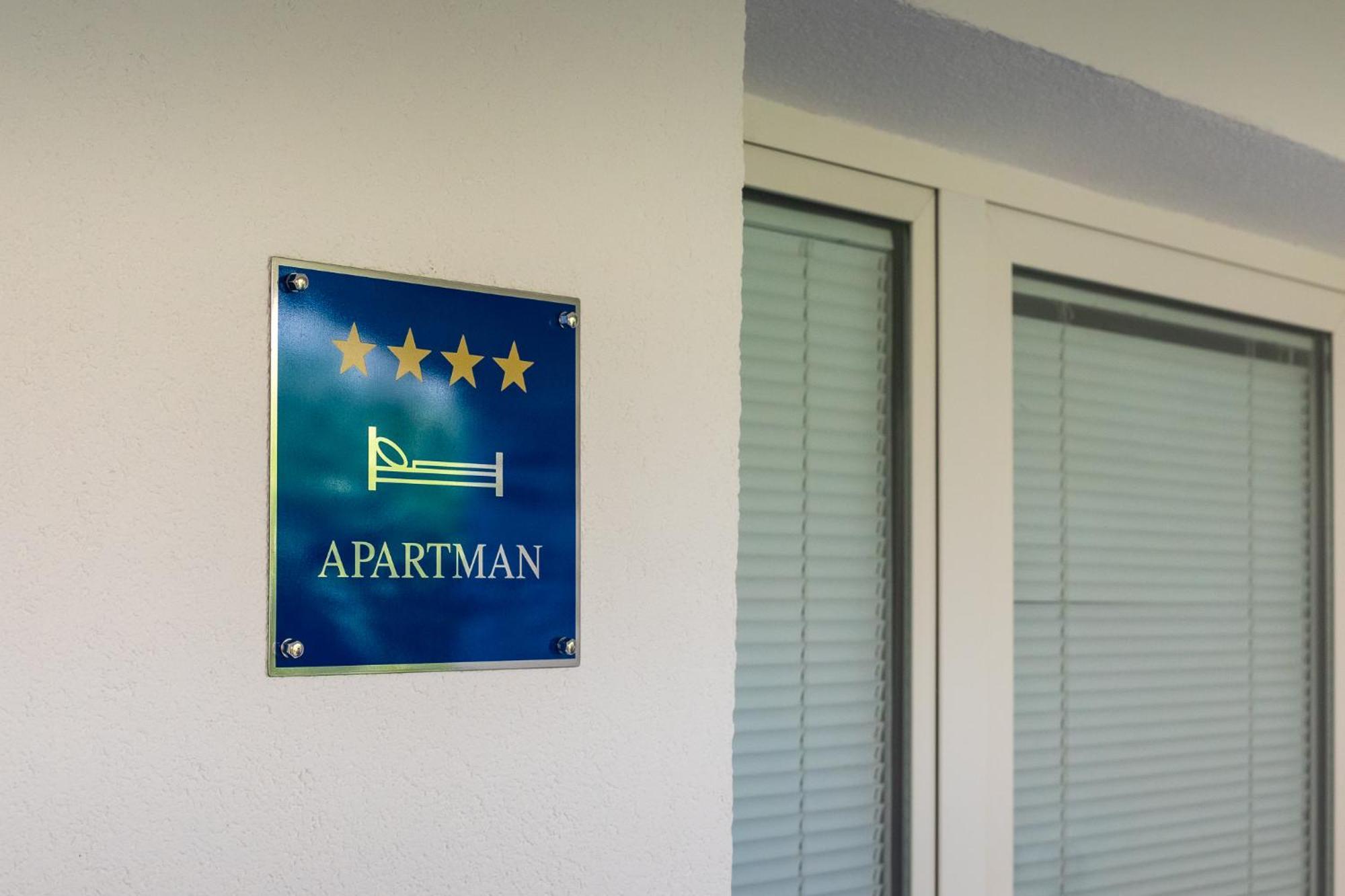 Maras Premium Apartments Porec Exterior photo