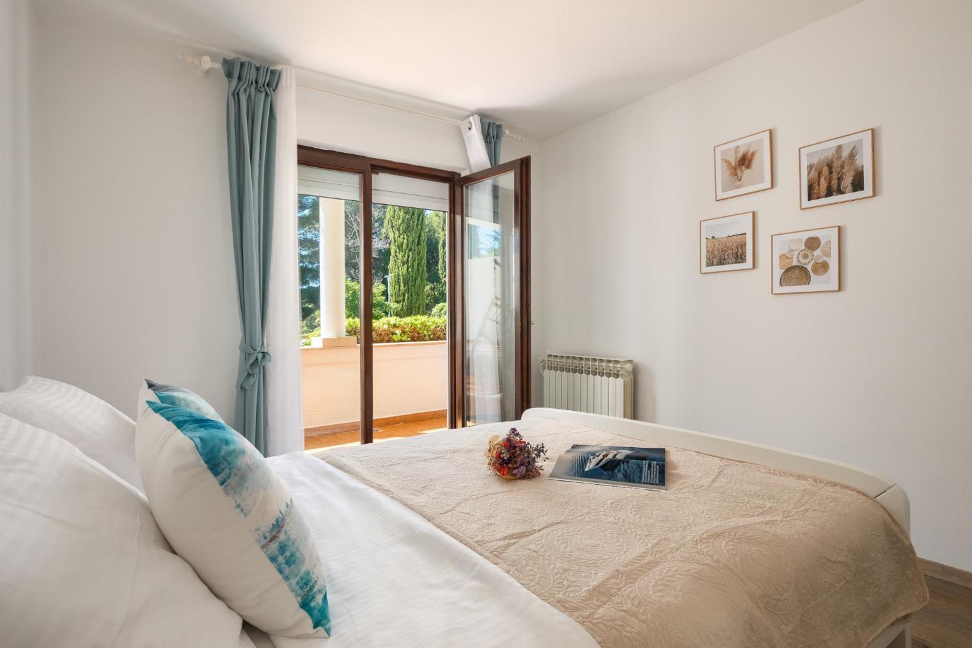 Maras Premium Apartments Porec Exterior photo