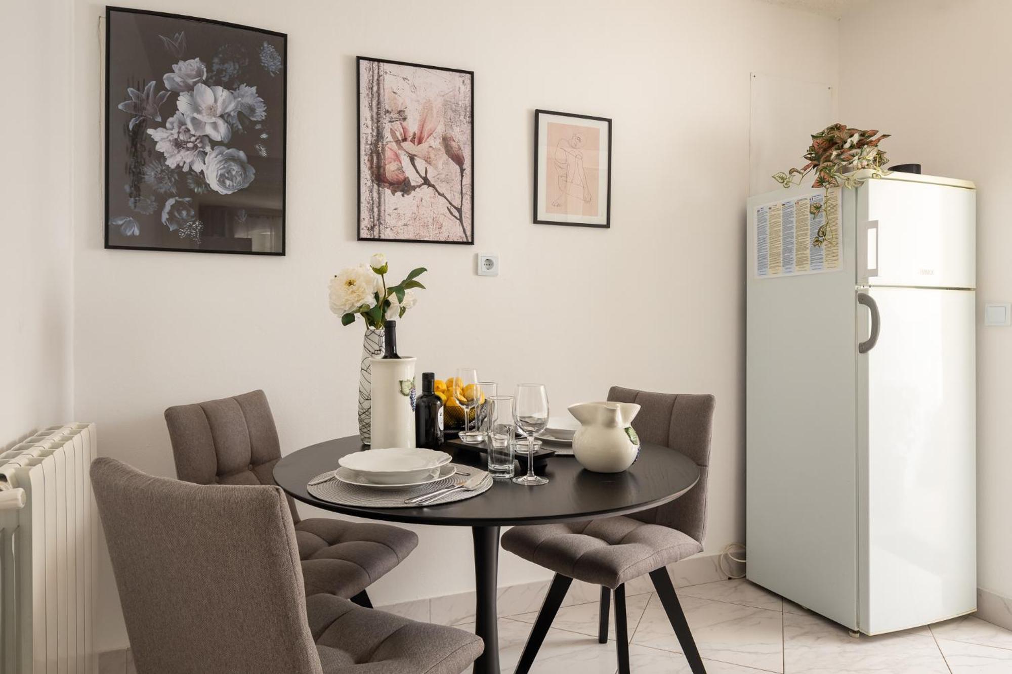 Maras Premium Apartments Porec Exterior photo