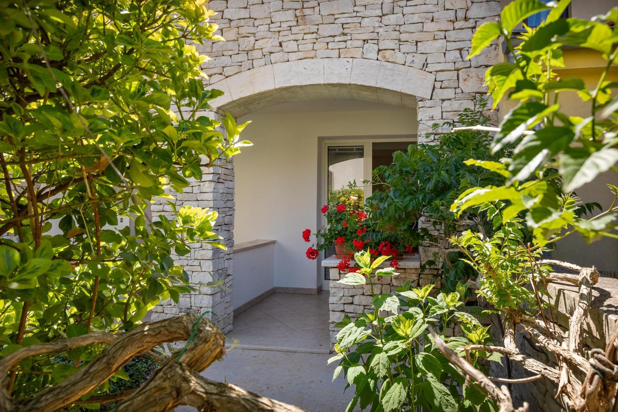 Maras Premium Apartments Porec Exterior photo